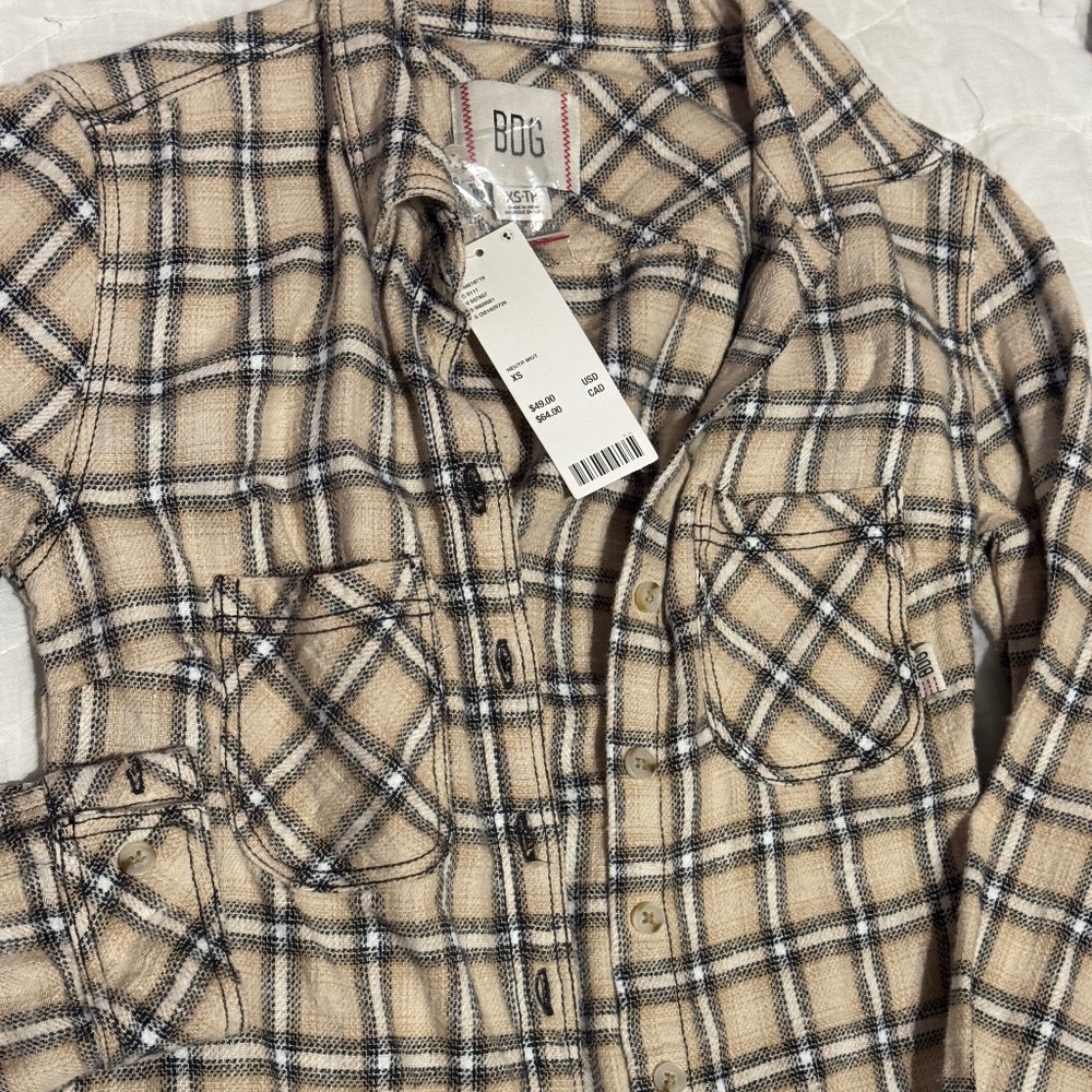 BDG Dakota Cropped Flannel Button-Down Shirt